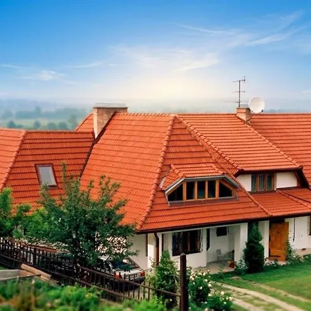 Dunajec Mansion *